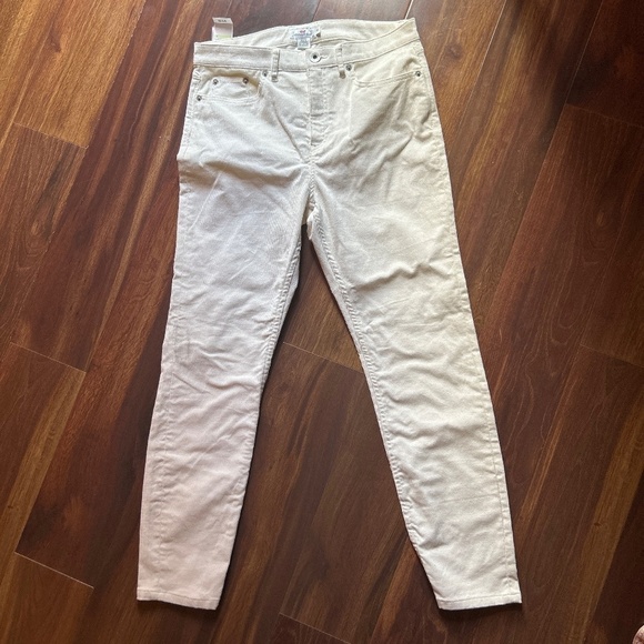 VINEYARD VINES Soft White Corduroy High Rise Skinny Pant Size 30 - Picture 1 of 10